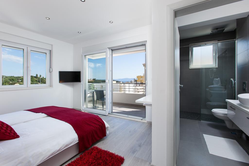 Villa Palladium Makarska Rom bilde
