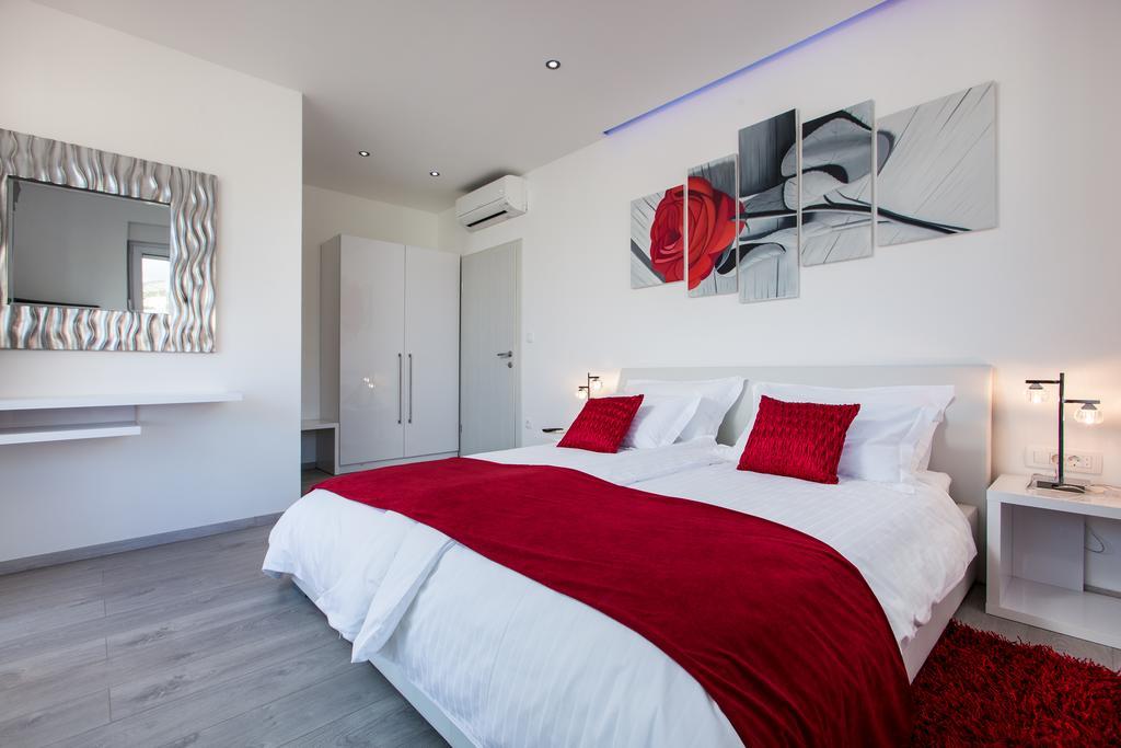 Villa Palladium Makarska Rom bilde